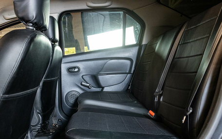 Renault Logan II, 2015 год, 600 000 рублей, 17 фотография