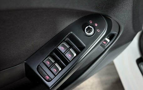 Audi A4, 2012 год, 1 200 000 рублей, 13 фотография