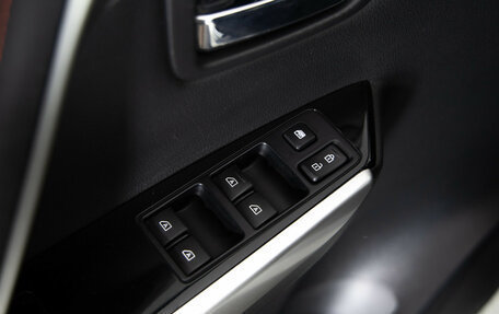Mitsubishi Montero Sport, 2022 год, 3 999 000 рублей, 22 фотография