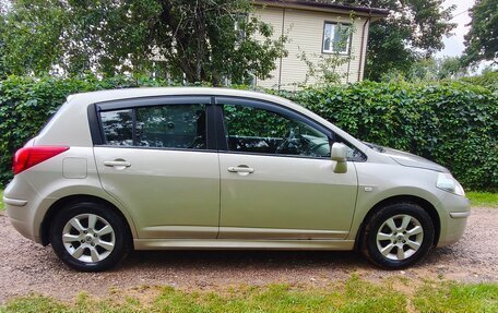 Nissan Tiida, 2011 год, 850 000 рублей, 22 фотография