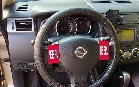 Nissan Tiida, 2011 год, 850 000 рублей, 32 фотография