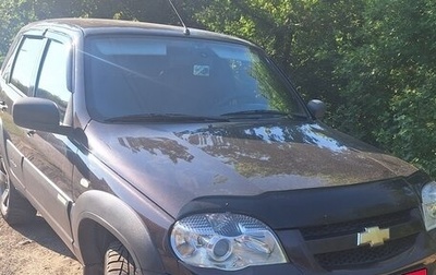 Chevrolet Niva I рестайлинг, 2013 год, 450 000 рублей, 1 фотография
