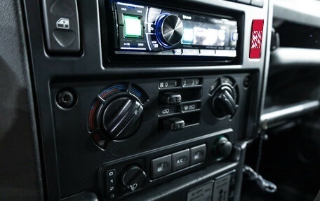 Land Rover Defender I, 2007 год, 1 650 000 рублей, 16 фотография