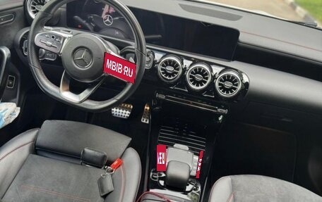 Mercedes-Benz CLA, 2021 год, 3 250 000 рублей, 8 фотография