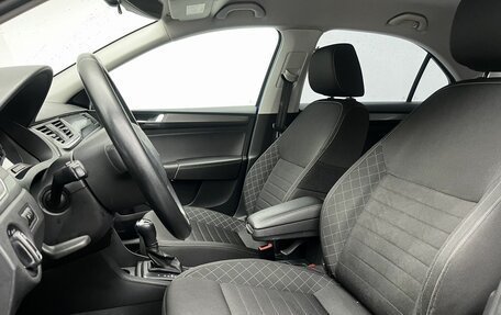 Skoda Rapid I, 2017 год, 1 300 000 рублей, 10 фотография