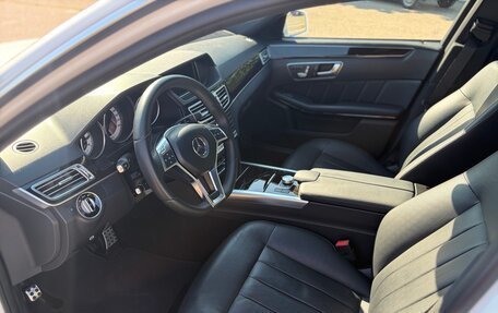 Mercedes-Benz E-Класс, 2014 год, 2 600 000 рублей, 18 фотография