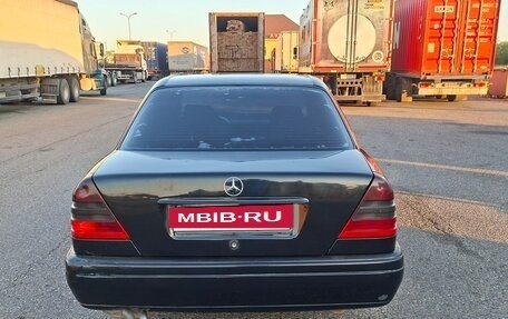 Mercedes-Benz C-Класс, 1994 год, 210 000 рублей, 8 фотография