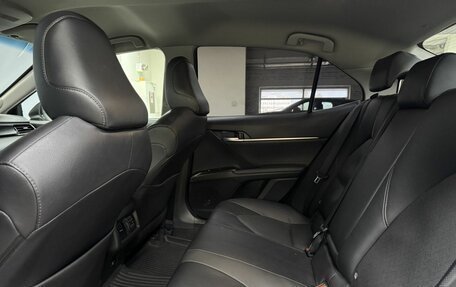 Toyota Camry, 2021 год, 2 900 000 рублей, 14 фотография