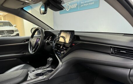 Toyota Camry, 2021 год, 2 900 000 рублей, 16 фотография