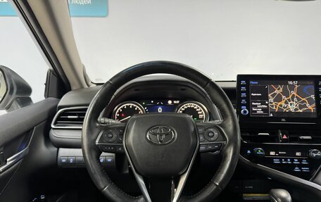 Toyota Camry, 2021 год, 2 900 000 рублей, 19 фотография