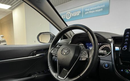 Toyota Camry, 2021 год, 2 900 000 рублей, 20 фотография