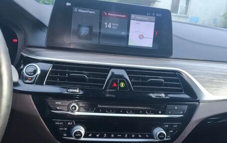 BMW 5 серия, 2017 год, 3 800 000 рублей, 10 фотография