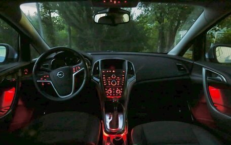 Opel Astra J, 2011 год, 736 000 рублей, 13 фотография
