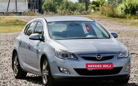 Opel Astra J, 2011 год, 736 000 рублей, 8 фотография