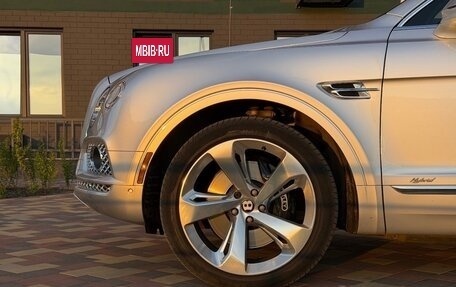 Bentley Bentayga I, 2019 год, 15 500 000 рублей, 12 фотография