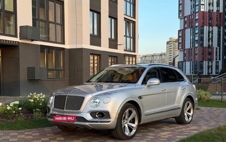 Bentley Bentayga I, 2019 год, 15 500 000 рублей, 15 фотография