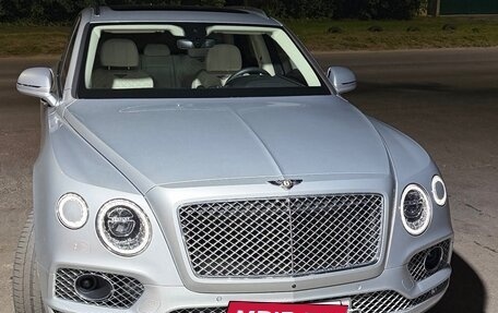 Bentley Bentayga I, 2019 год, 15 500 000 рублей, 24 фотография