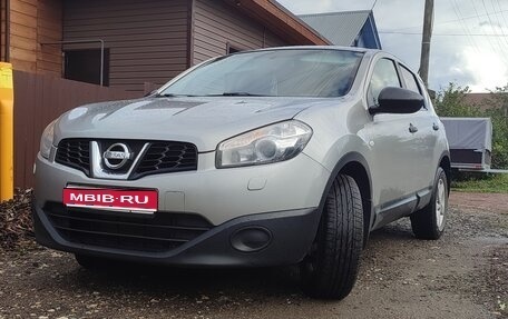 Nissan Qashqai, 2011 год, 850 000 рублей, 1 фотография