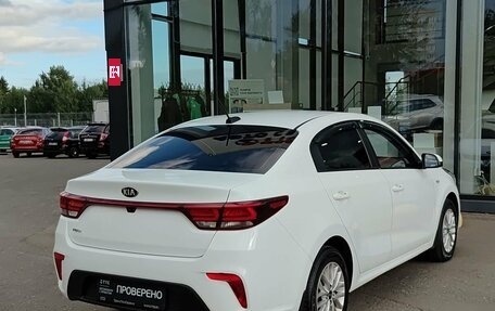 KIA Rio IV, 2019 год, 1 420 000 рублей, 6 фотография