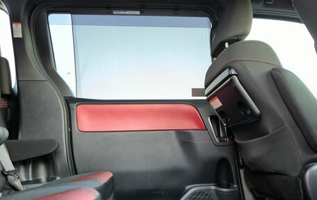Toyota Voxy III, 2019 год, 2 700 000 рублей, 11 фотография