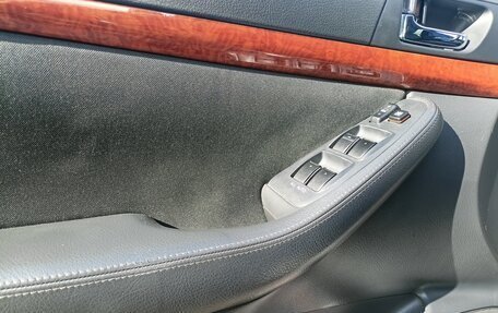 Toyota Avensis III рестайлинг, 2007 год, 755 500 рублей, 24 фотография