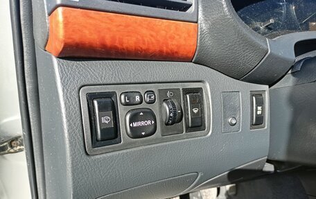 Toyota Avensis III рестайлинг, 2007 год, 755 500 рублей, 26 фотография
