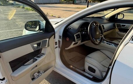 Jaguar XF I рестайлинг, 2014 год, 1 800 000 рублей, 17 фотография