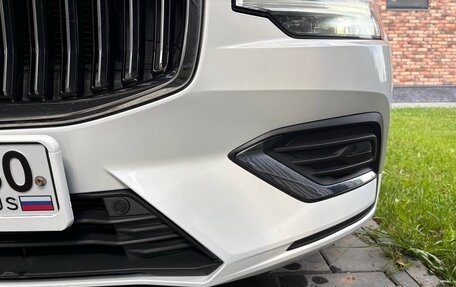 Volvo V60 II, 2022 год, 3 790 000 рублей, 21 фотография