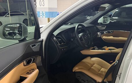 Volvo XC90 II рестайлинг, 2023 год, 7 250 000 рублей, 18 фотография