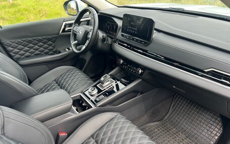 Mitsubishi Outlander, 2022 год, 3 550 000 рублей, 21 фотография
