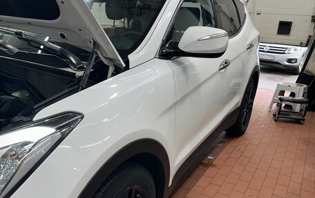Hyundai Santa Fe III рестайлинг, 2012 год, 1 790 000 рублей, 2 фотография