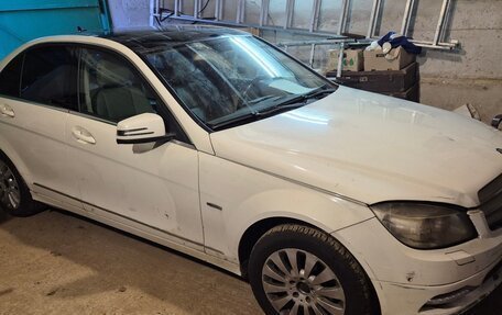 Mercedes-Benz C-Класс, 2010 год, 550 000 рублей, 7 фотография