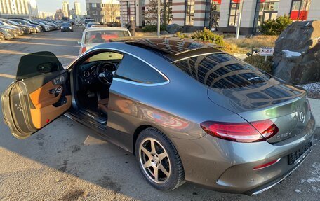 Mercedes-Benz C-Класс, 2018 год, 4 100 000 рублей, 10 фотография