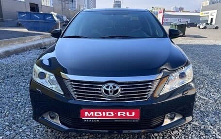 Toyota Camry, 2014 год, 1 900 000 рублей, 1 фотография