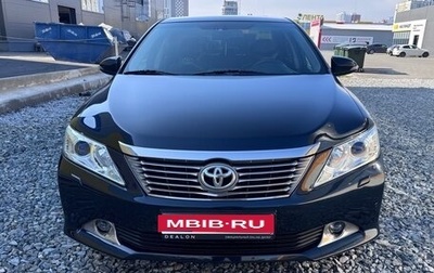 Toyota Camry, 2014 год, 1 900 000 рублей, 1 фотография