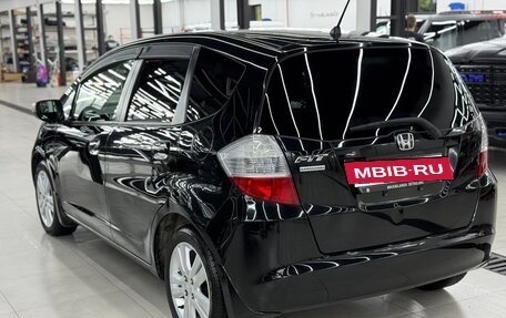 Honda Fit III, 2009 год, 550 000 рублей, 2 фотография