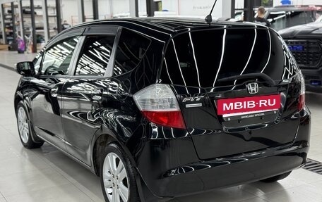Honda Fit III, 2009 год, 550 000 рублей, 4 фотография