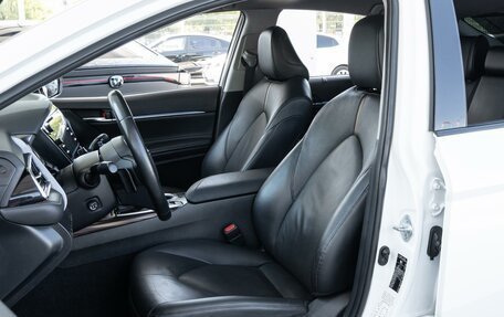 Toyota Camry, 2018 год, 3 049 000 рублей, 16 фотография