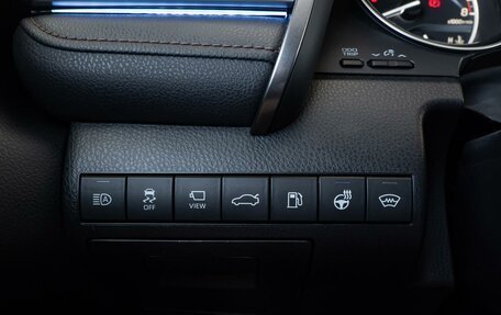 Toyota Camry, 2018 год, 3 049 000 рублей, 26 фотография