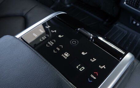 Toyota Camry, 2018 год, 3 049 000 рублей, 28 фотография