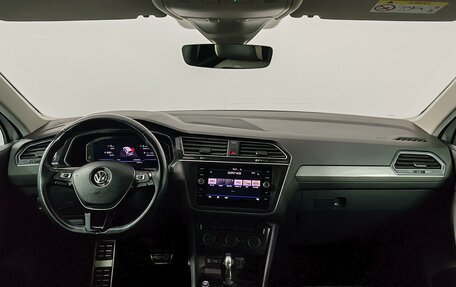 Volkswagen Tiguan II, 2019 год, 2 449 000 рублей, 14 фотография