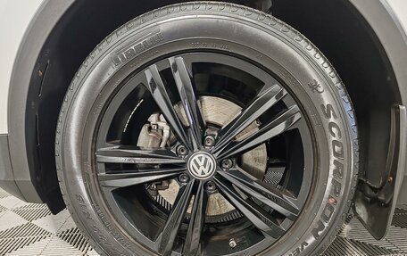 Volkswagen Tiguan II, 2019 год, 2 449 000 рублей, 18 фотография