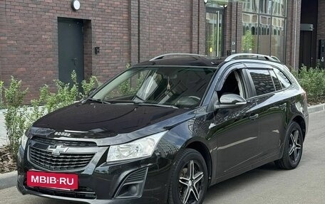Chevrolet Cruze II, 2014 год, 650 000 рублей, 3 фотография