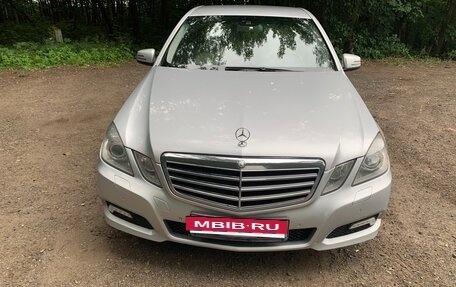 Mercedes-Benz E-Класс, 2010 год, 1 375 000 рублей, 11 фотография
