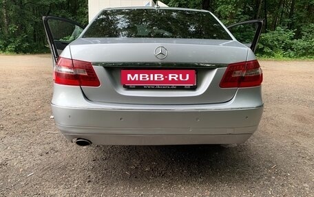Mercedes-Benz E-Класс, 2010 год, 1 375 000 рублей, 28 фотография
