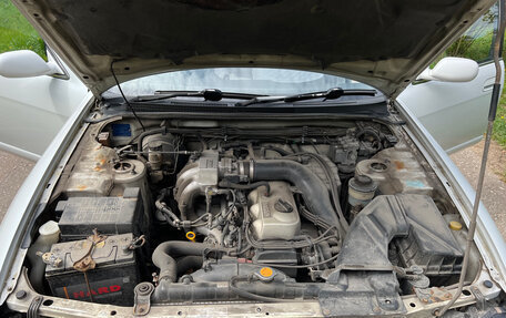 Nissan Skyline, 1996 год, 550 000 рублей, 10 фотография