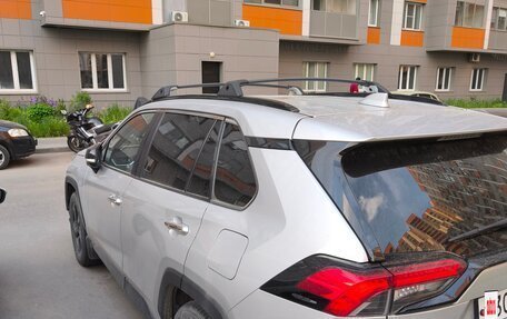 Toyota RAV4, 2020 год, 3 200 000 рублей, 8 фотография