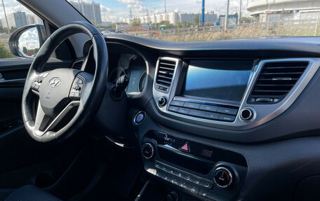 Hyundai Tucson III, 2018 год, 1 877 000 рублей, 9 фотография