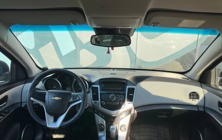 Chevrolet Cruze II, 2011 год, 697 000 рублей, 2 фотография