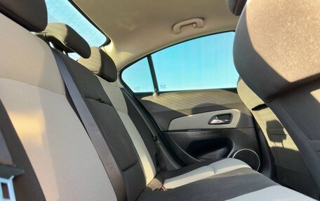 Chevrolet Cruze II, 2011 год, 697 000 рублей, 4 фотография